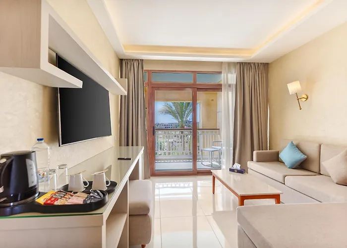 Al Kasr Sahl Hasheesh - Ultra