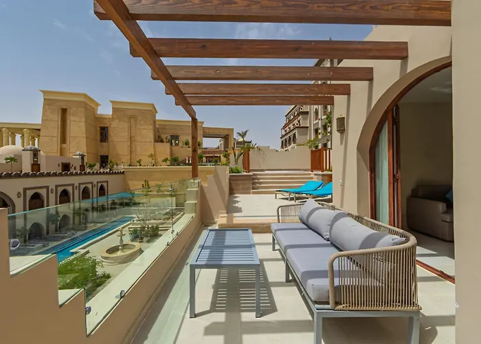 Al Kasr Sahl Hasheesh - Ultra